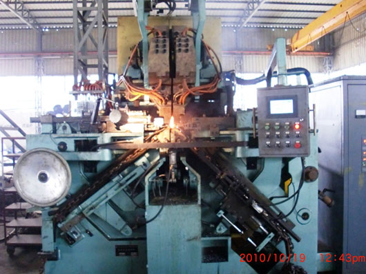 c(din)鿴Ԕ(x)Ϣ(bio)}Chain automatic flash welding machine xΔ(sh)2706